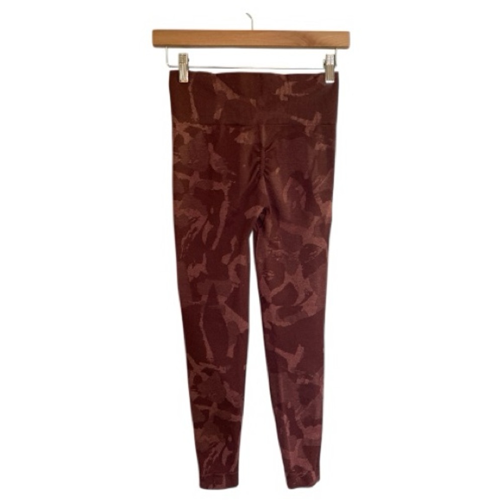 Gymshark Adapt Red Camo Seamless Leggings Small - Picture 2 of 6